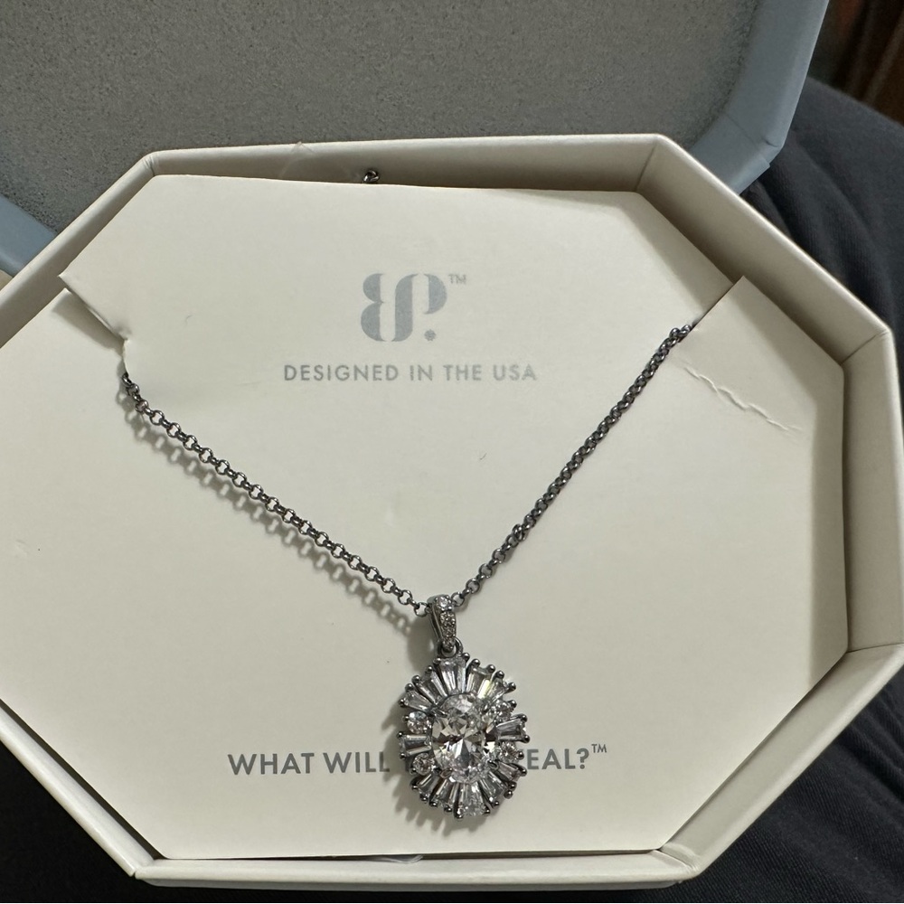 A Sun-kissed Moment necklace 18in chain